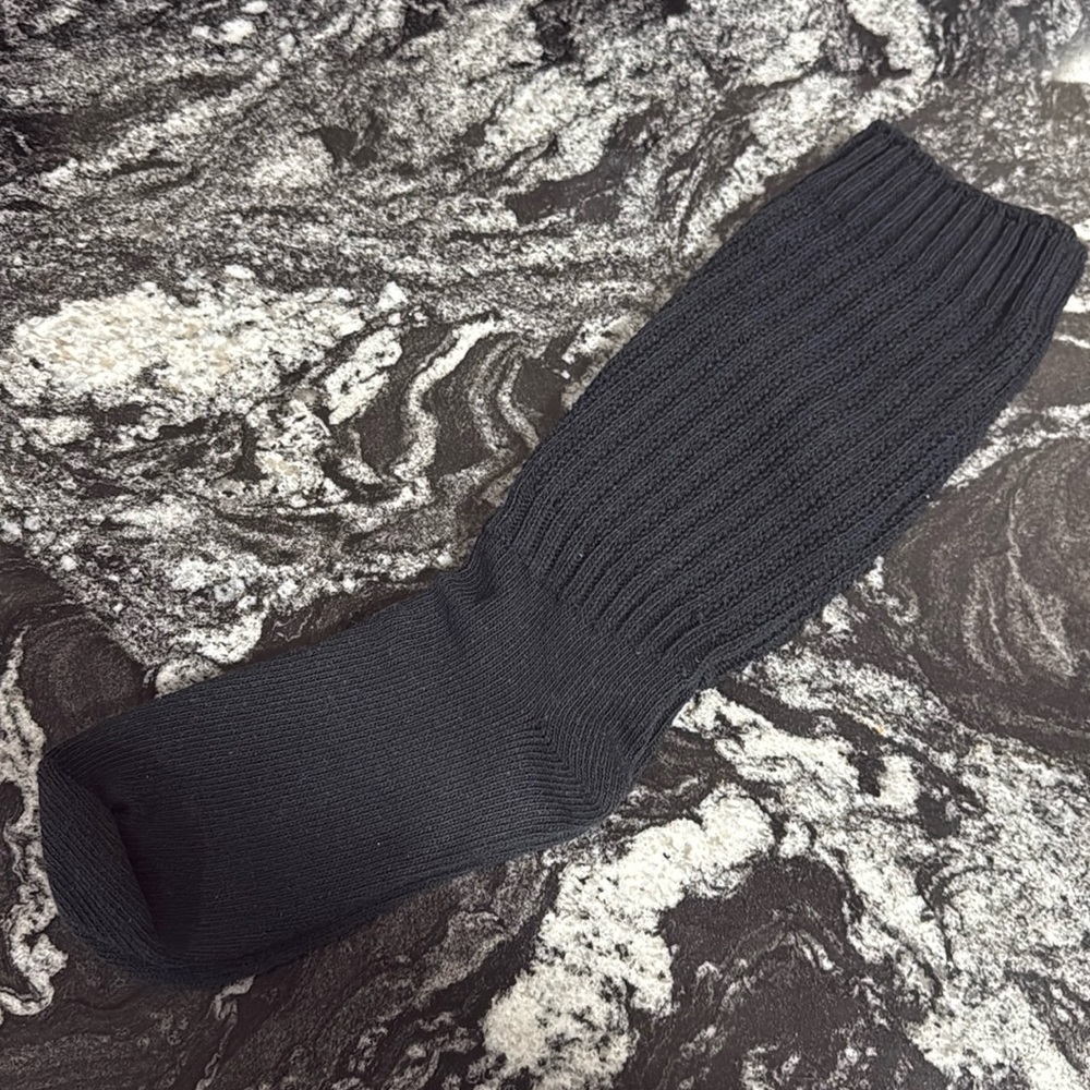 Skims Slouch Socks in Soot NWOT